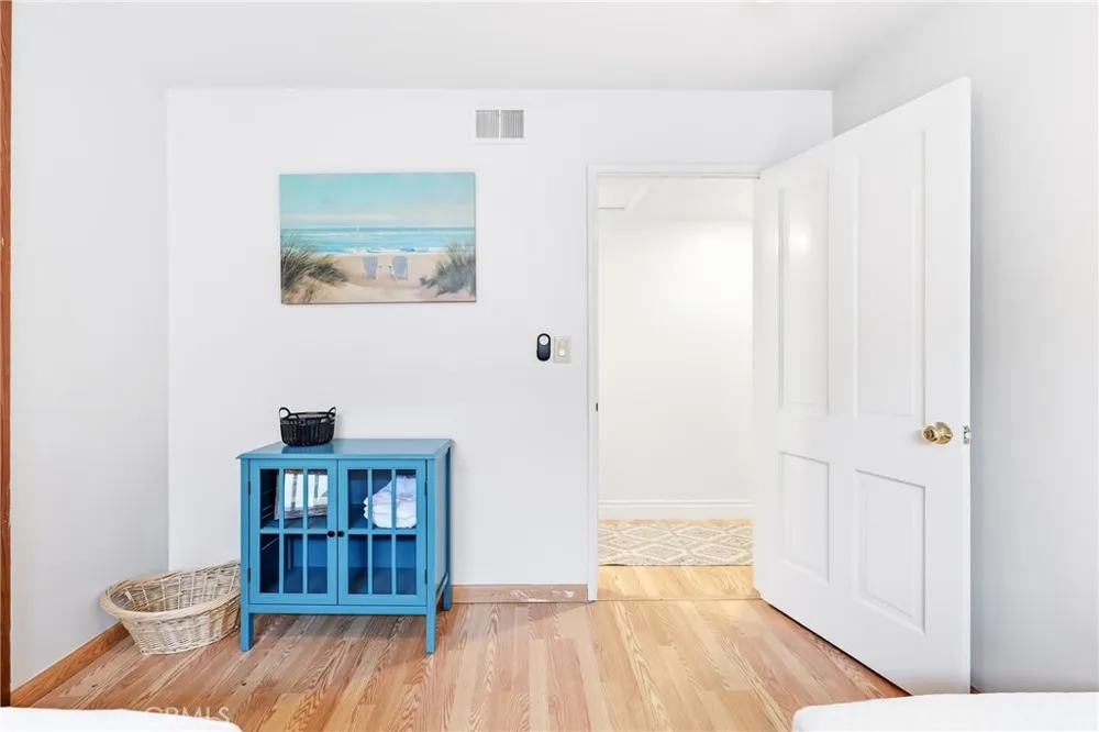 2104 E Ocean Newport Beach, CA 92661