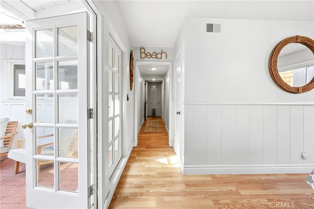 2104 E Ocean Newport Beach, CA 92661