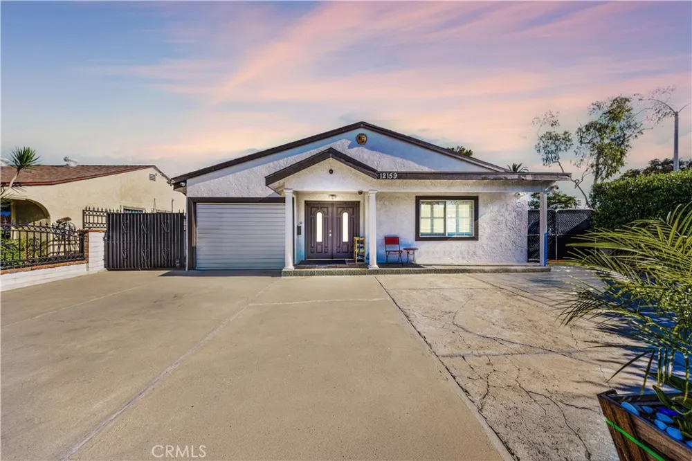 12159 Pantheon Norwalk, CA 90650