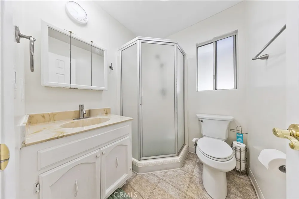 12159 Pantheon Norwalk, CA 90650