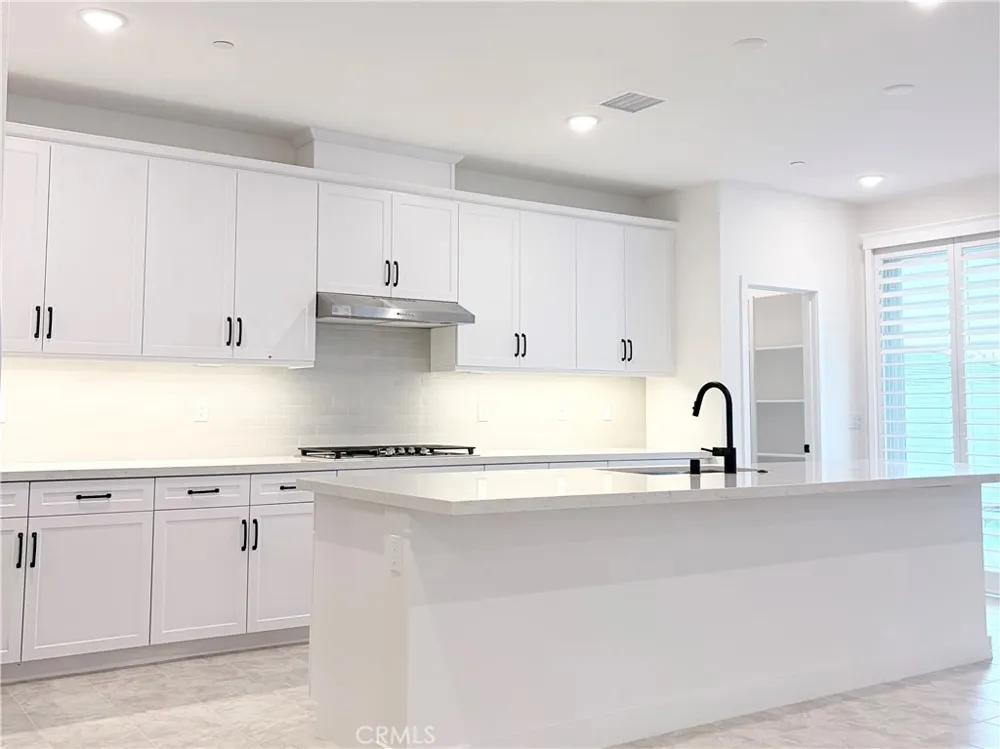 26788 Bermudez Loma Linda, CA 92373