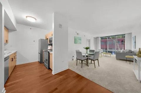 425 W Beech #327