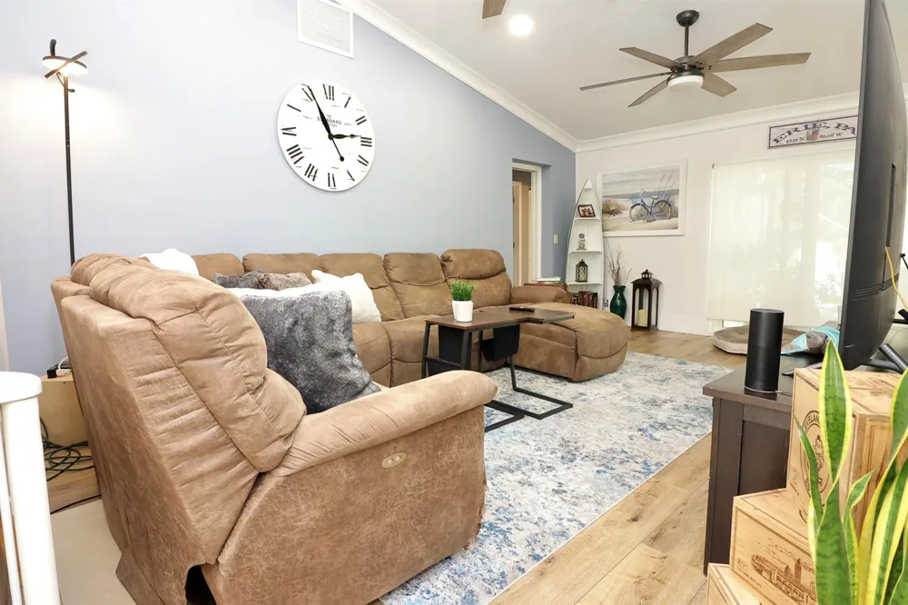 7801 NW 85TH AVENUE Tamarac, FL 33321