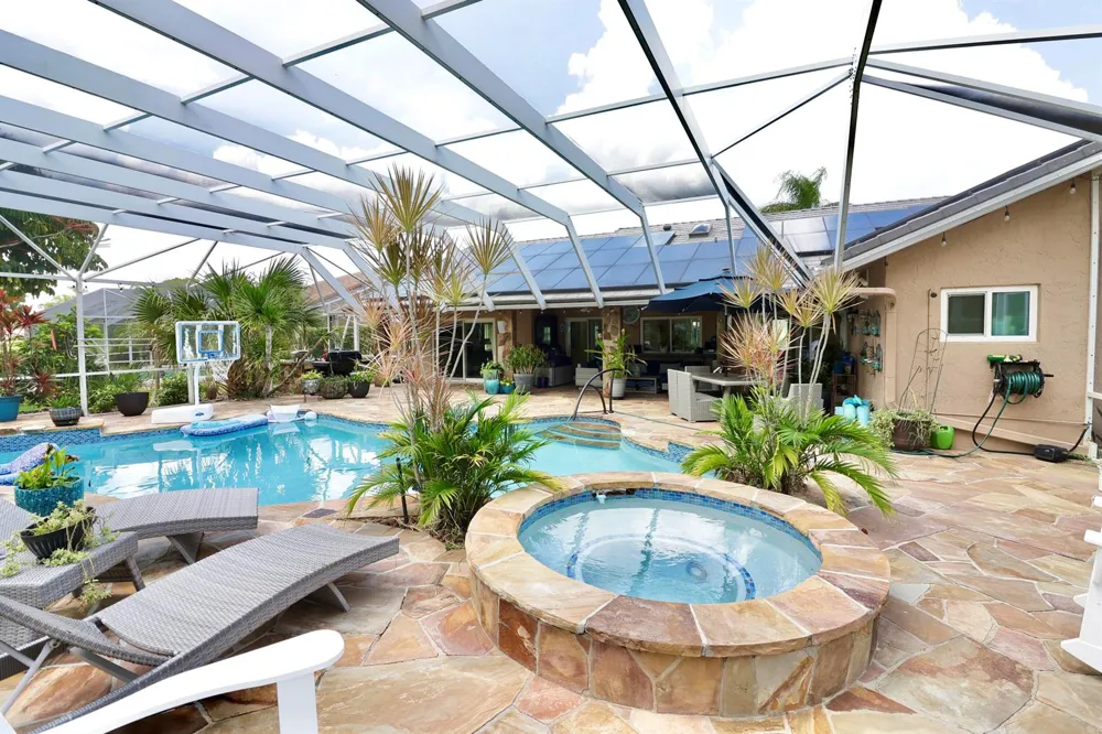 7801 NW 85TH AVENUE Tamarac, FL 33321