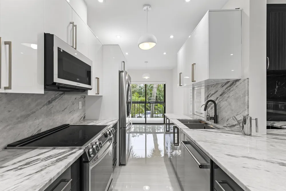 11311 POND VIEW DRIVE #C203 Wellington, FL 33414