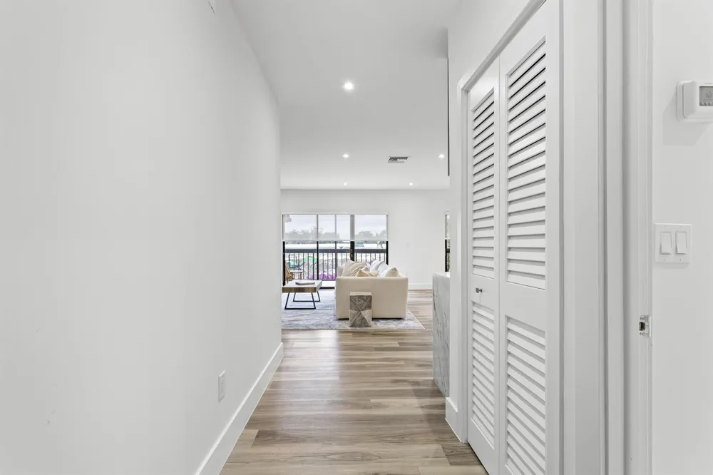 11311 POND VIEW DRIVE #C203 Wellington, FL 33414