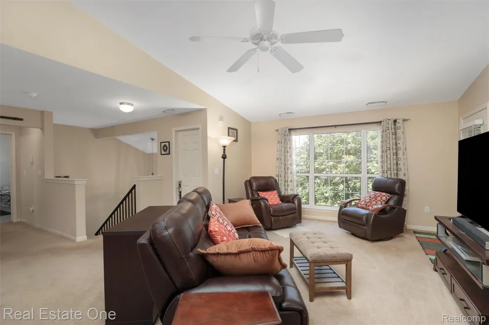 25209 Chesapeake Circle Commerce Charter Township, MI 48390