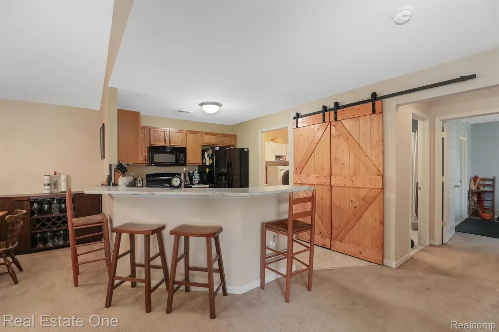 25209 Chesapeake Circle Commerce Charter Township, MI 48390
