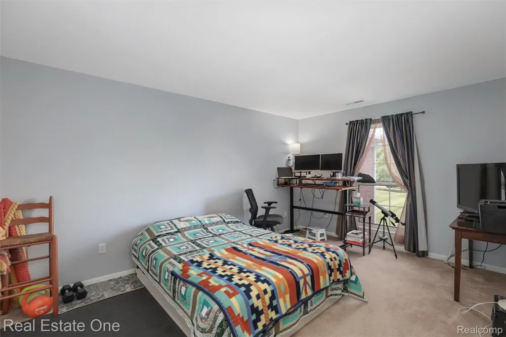 25209 Chesapeake Circle Commerce Charter Township, MI 48390