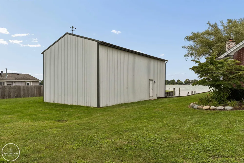 9305 River Road Clay Township, MI 48001