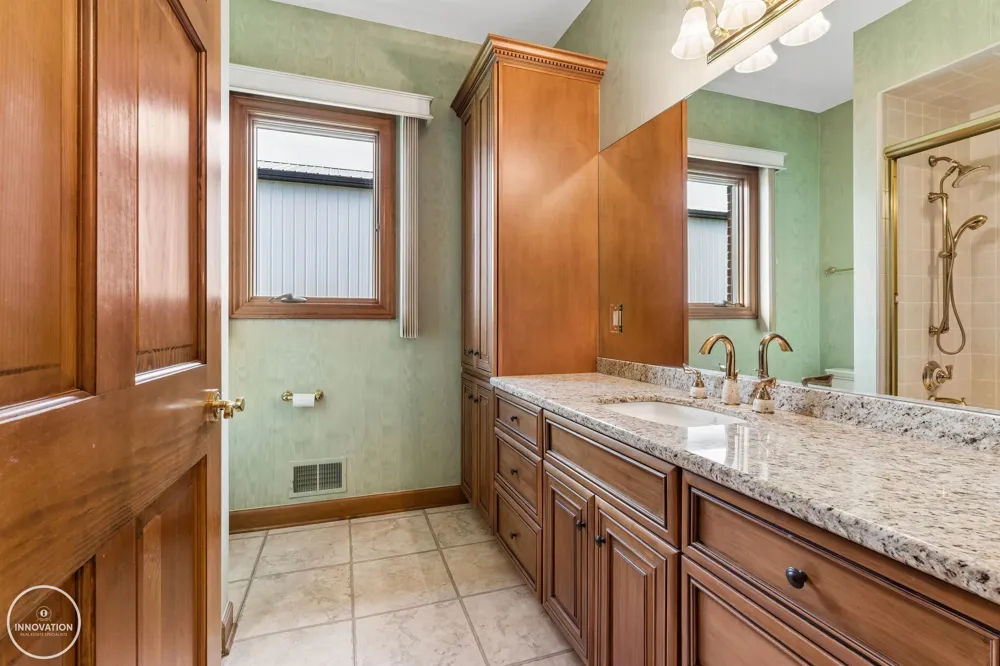 9305 River Road Clay Township, MI 48001