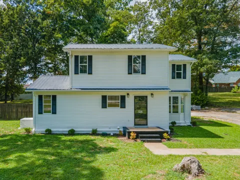 521 Parkway Rd