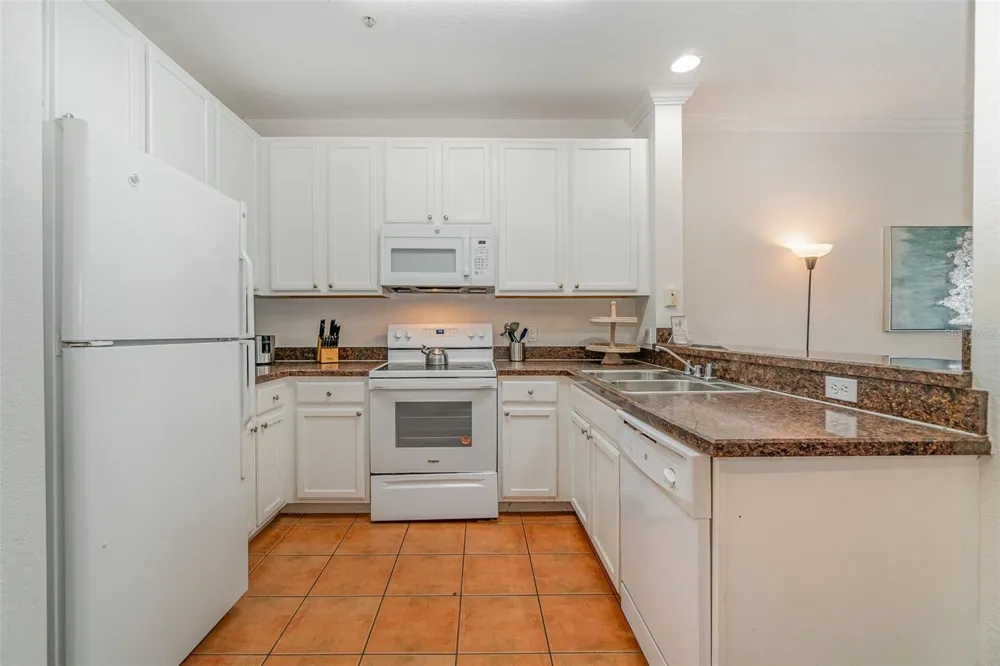 14200 AVALON ROAD #406 Winter Garden, FL 34787