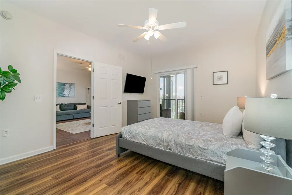 14200 AVALON ROAD #406 Winter Garden, FL 34787