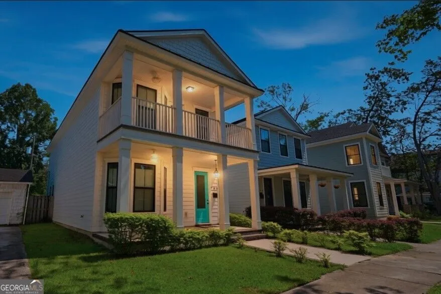 766 E Park AVE Savannah, GA 31401
