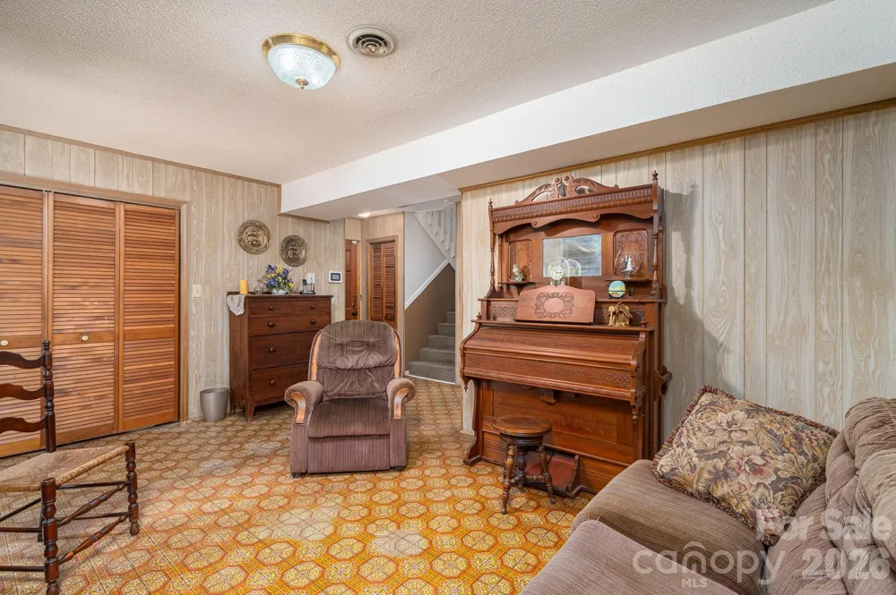 3448 Anderson Mountain Road Maiden, NC 28650