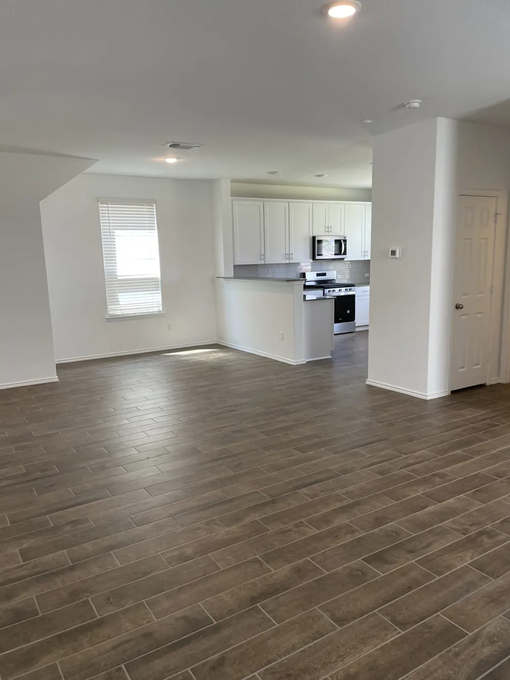 448 PICKRELL LOOP Liberty Hill, TX 78642