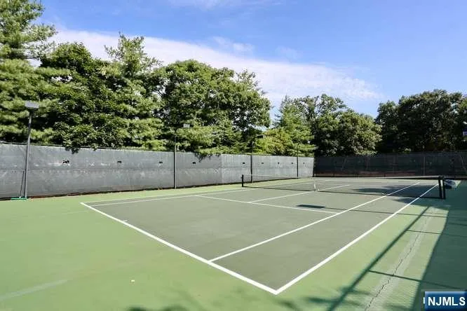 3 Horizon Road 1406 Fort Lee, NJ 07024