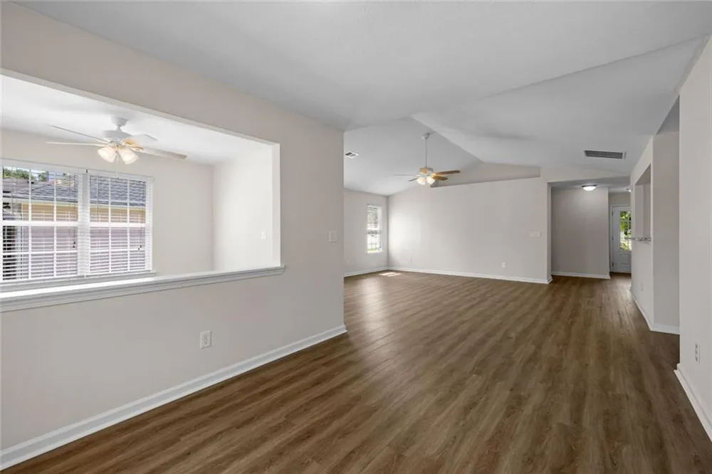55 Lakeside Point Covington, GA 30016
