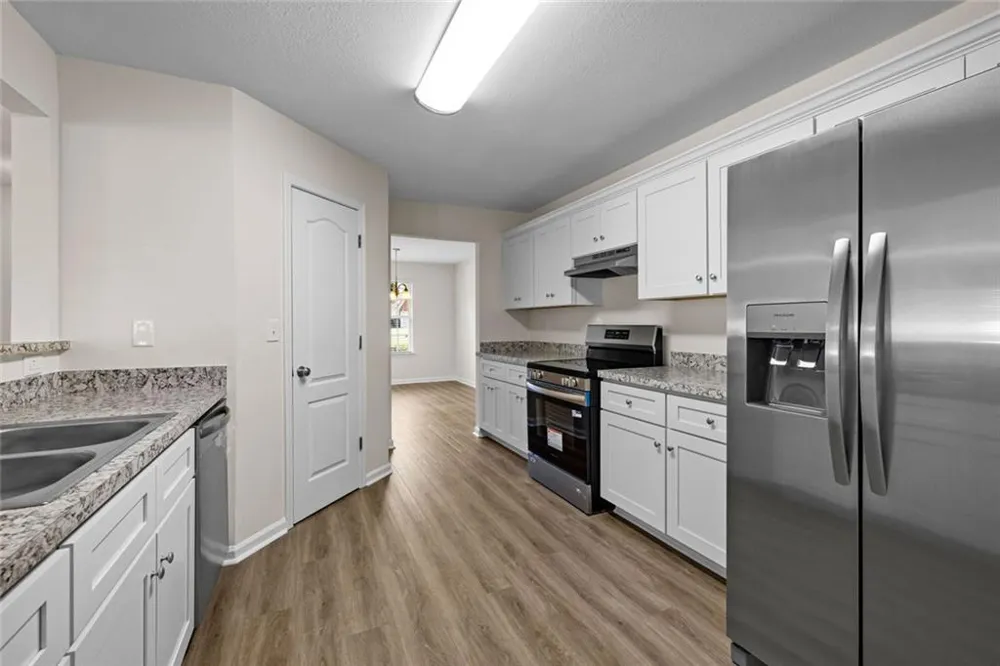 55 Lakeside Point Covington, GA 30016