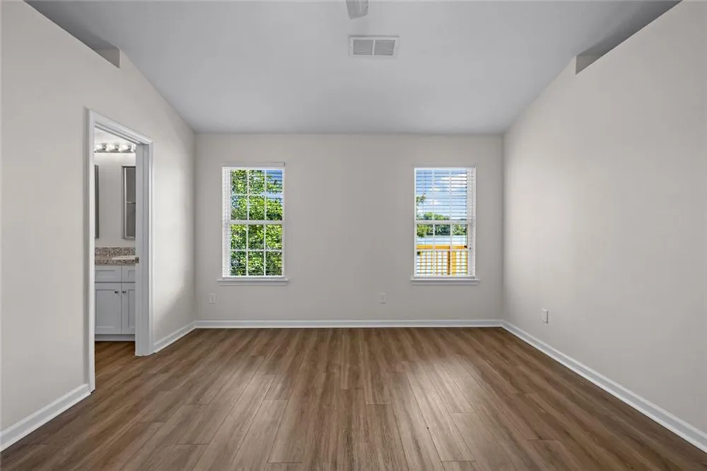 55 Lakeside Point Covington, GA 30016