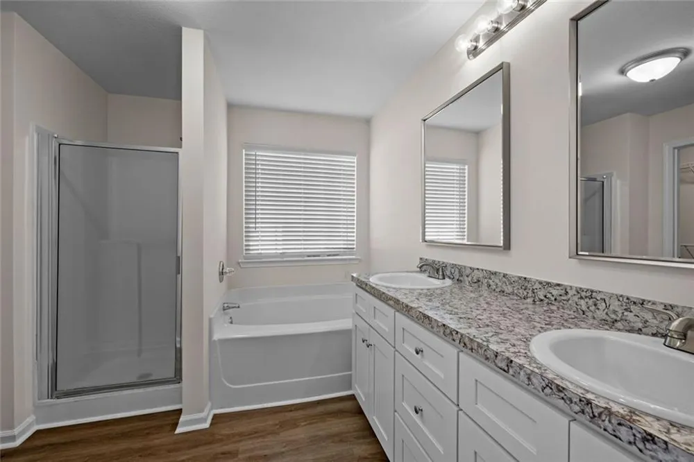 55 Lakeside Point Covington, GA 30016