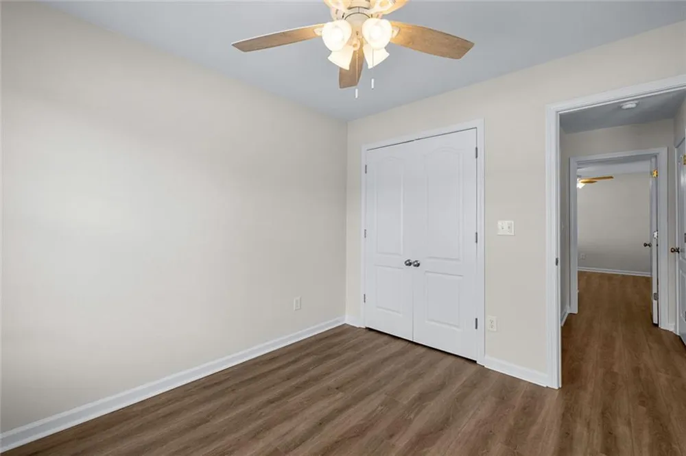 55 Lakeside Point Covington, GA 30016