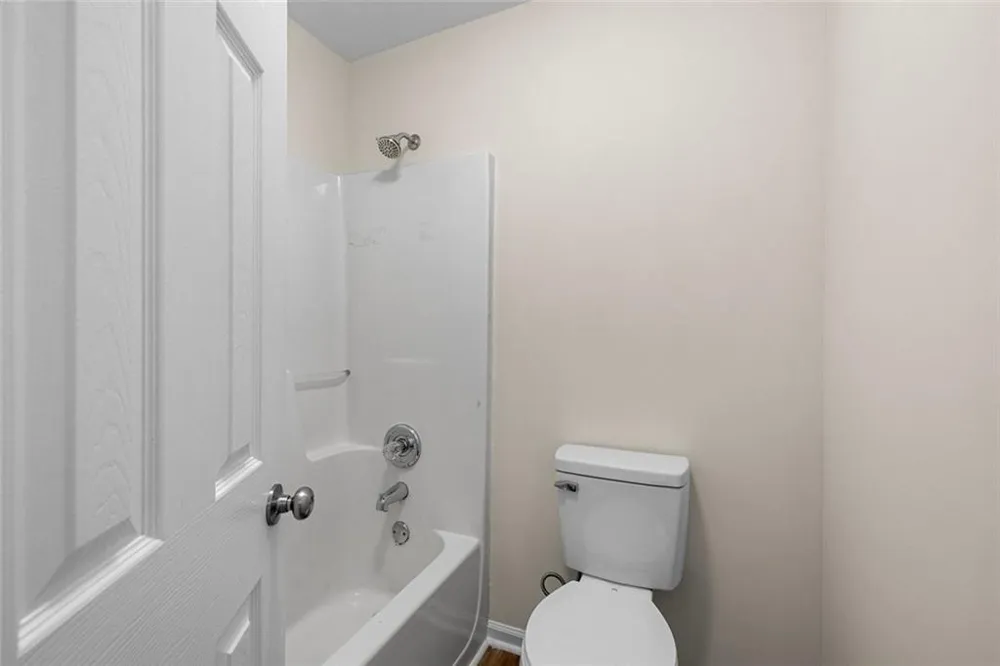 55 Lakeside Point Covington, GA 30016