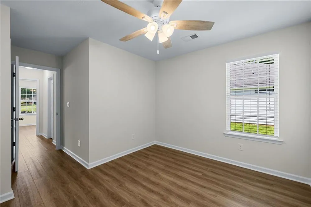55 Lakeside Point Covington, GA 30016