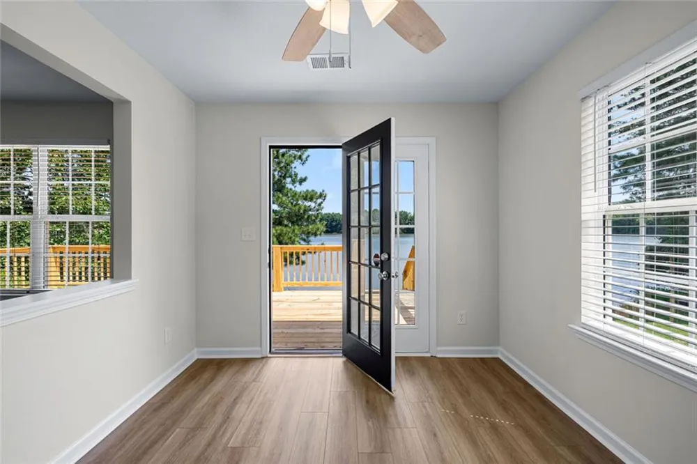 55 Lakeside Point Covington, GA 30016