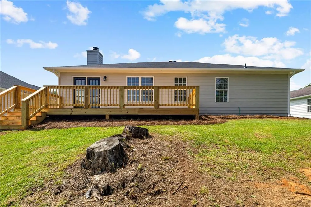 55 Lakeside Point Covington, GA 30016