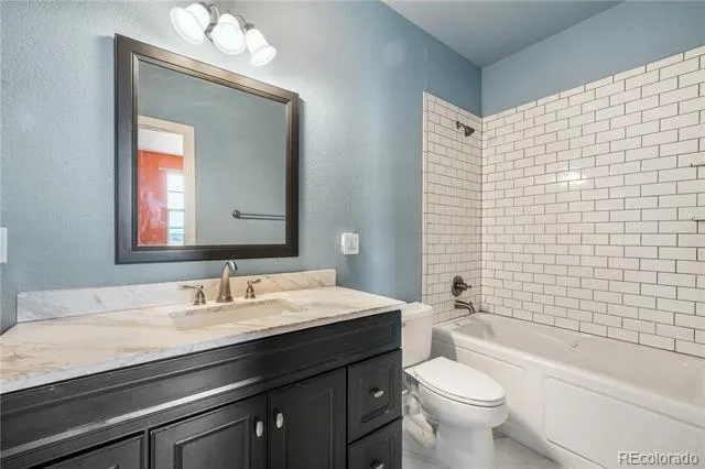 3329 Gladstone Creek Point Colorado Springs, CO 80908