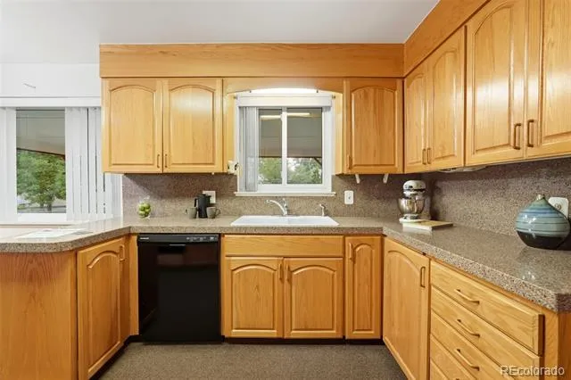 7080 W 43rd Place Wheat Ridge, CO 80033