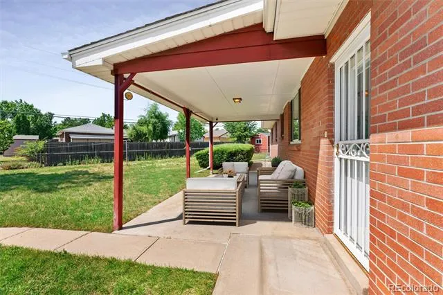 7080 W 43rd Place Wheat Ridge, CO 80033
