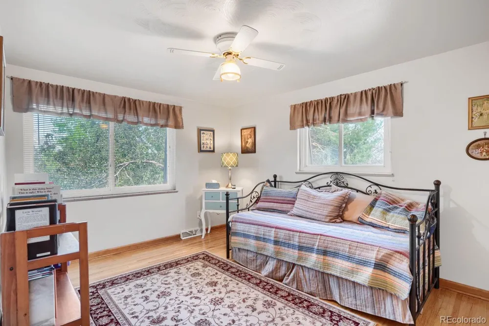 5421 W Geddes Place Littleton, CO 80128