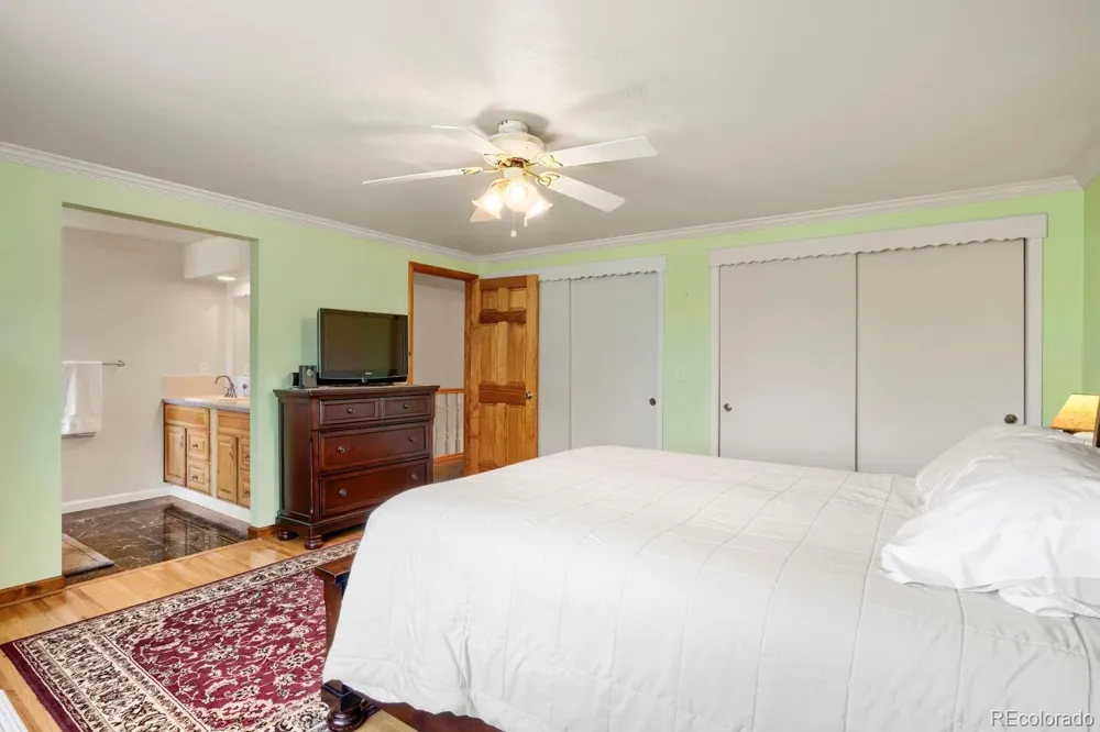 5421 W Geddes Place Littleton, CO 80128