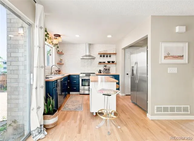 13221 Bryant Circle Broomfield, CO 80020