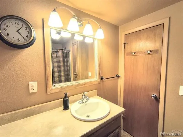 8285 Park Road Rye, CO 81069