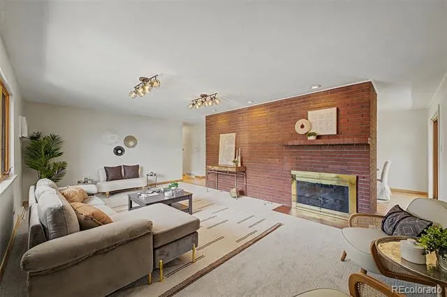 1511 S Cherry Street Denver, CO 80222