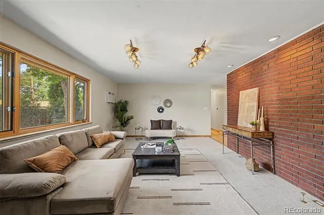 1511 S Cherry Street Denver, CO 80222