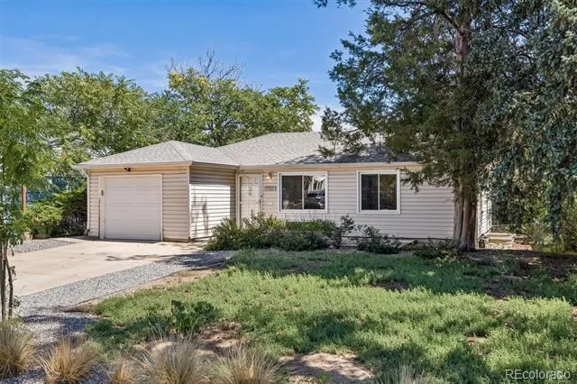 1064 Galena Street Aurora, CO 80010