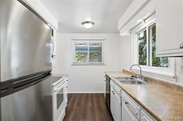 1064 Galena Street Aurora, CO 80010