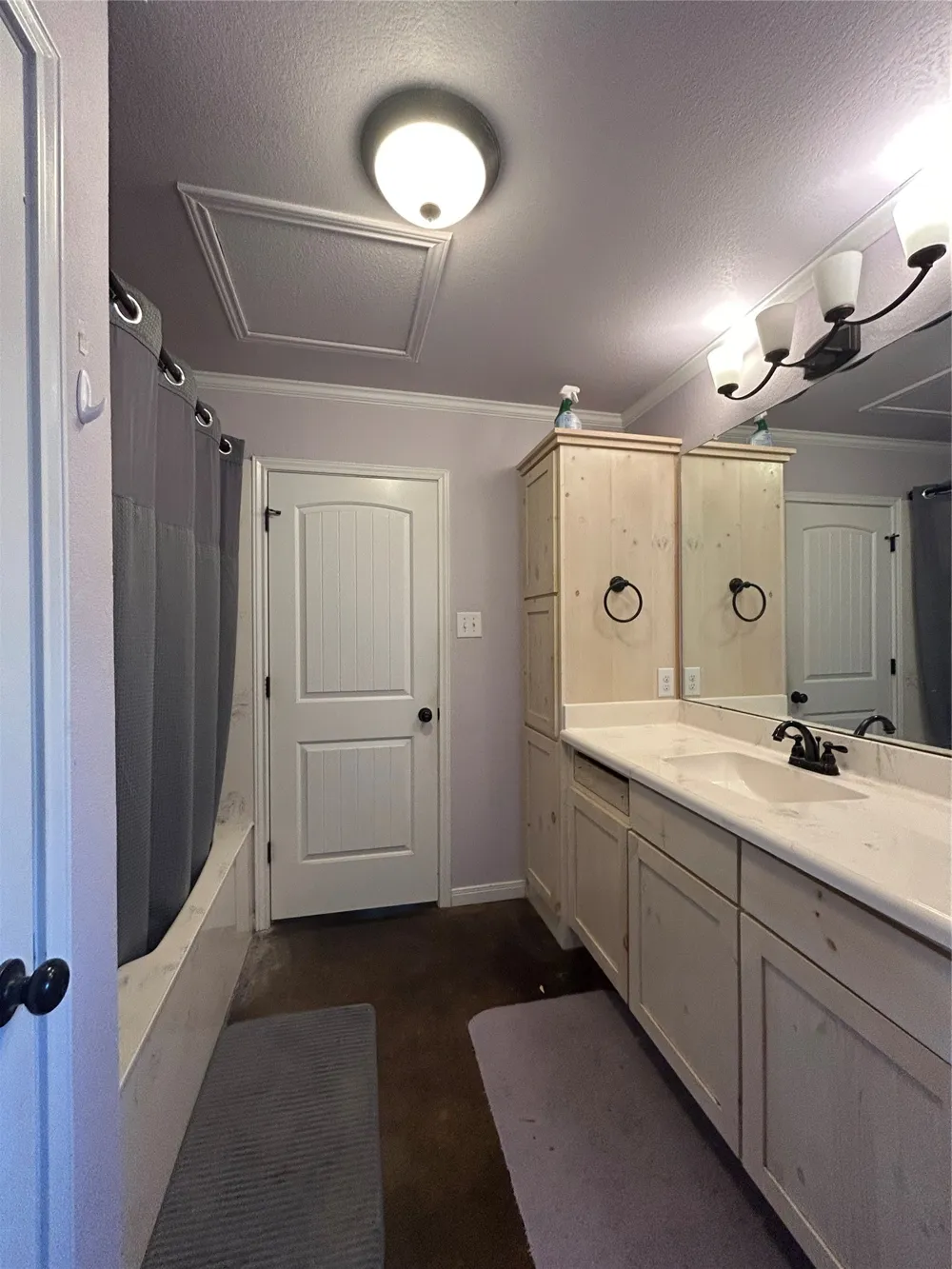 443 Downsville Road Robinson, TX 76706