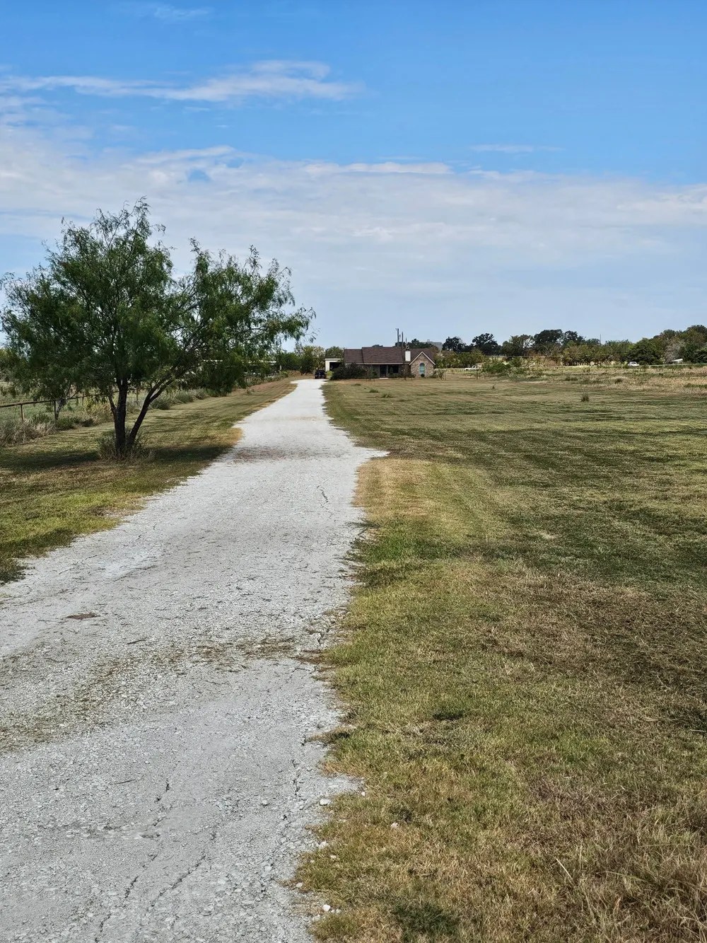 443 Downsville Road Robinson, TX 76706