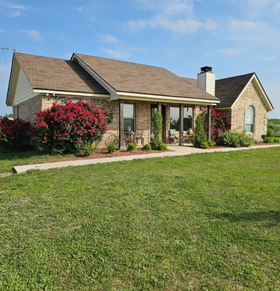 443 Downsville Road Robinson, TX 76706