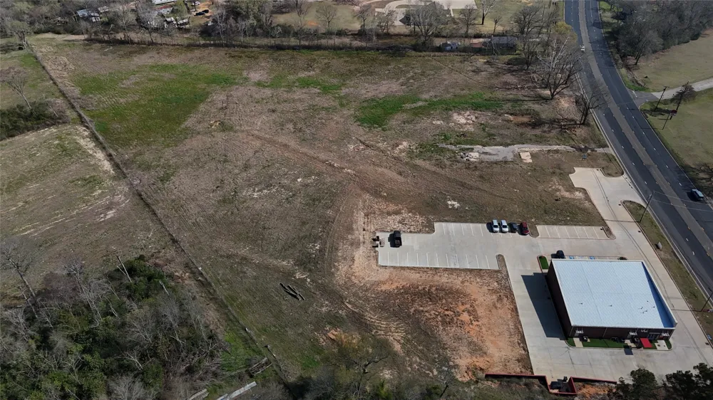 2228 Crockett 3R-1B Road Palestine, TX 75801