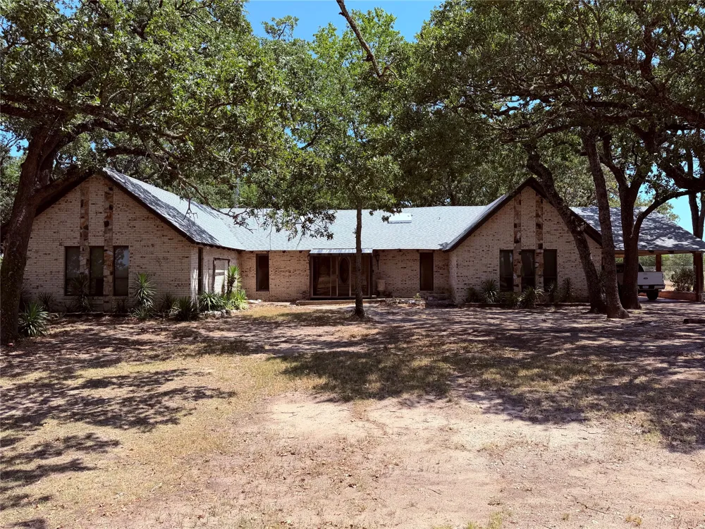 9097 County Road 2472 Royse City, TX 75189