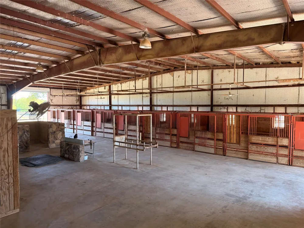 9097 County Road 2472 Royse City, TX 75189