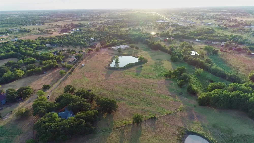9097 County Road 2472 Royse City, TX 75189