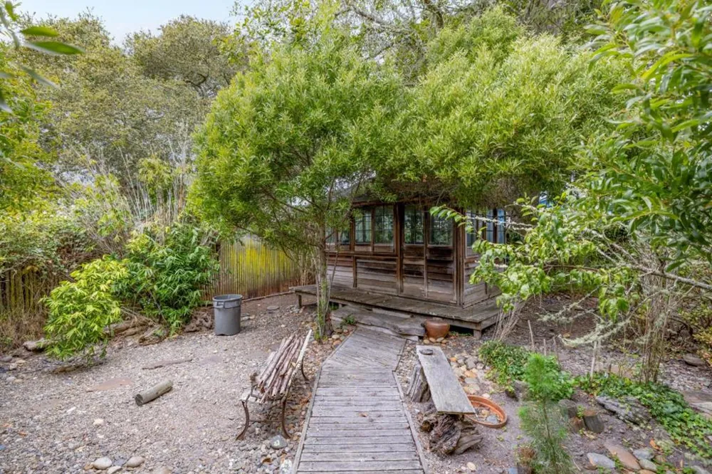 1123 Seaview Avenue Pacific Grove, CA 93950